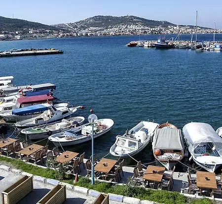 Hotel Deniz Yenifoca